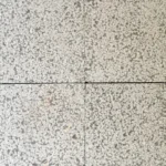 01-Бронзовый мрамор – Бучардированное и брашированное