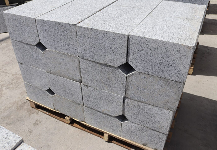 Light Gray Granite-Sawn cut-Kerbstone